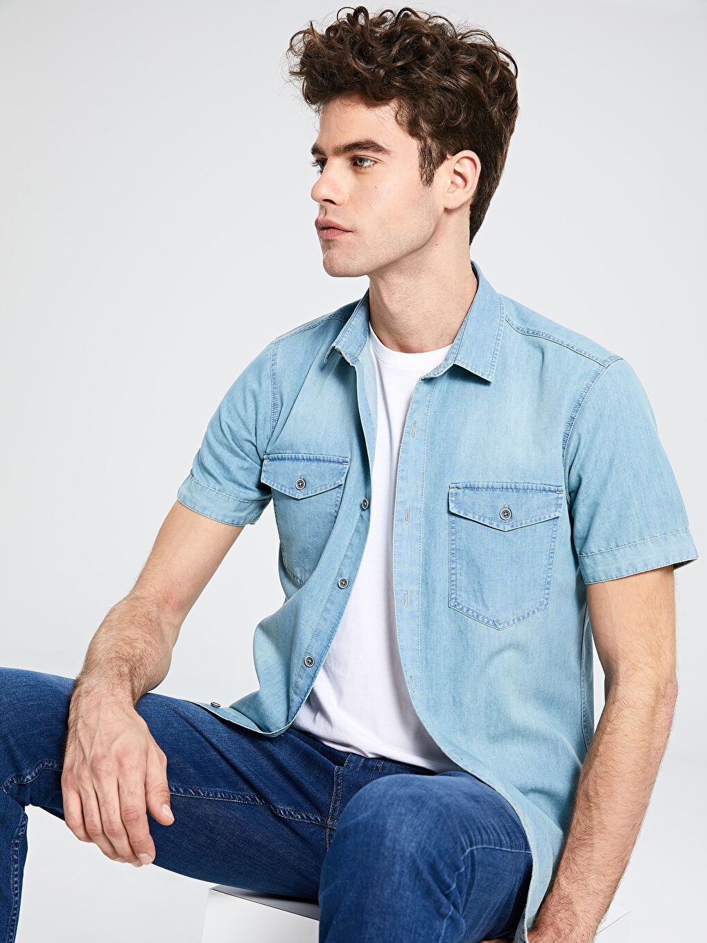 قميص جينز للرجال