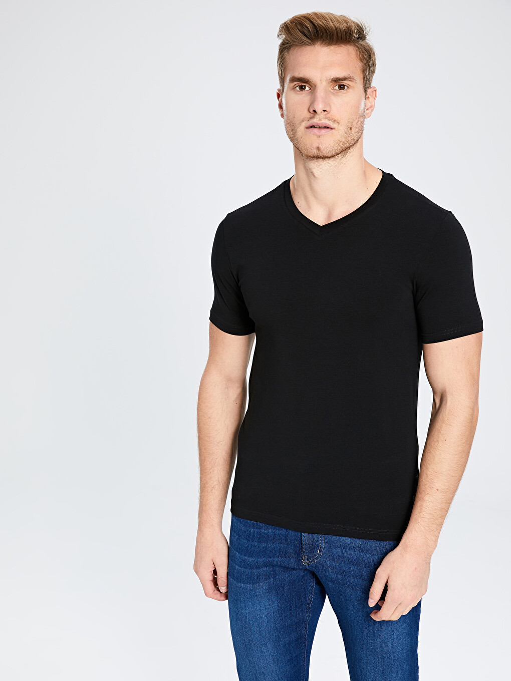 V-neck And Short Sleeve Cotton T-shirt