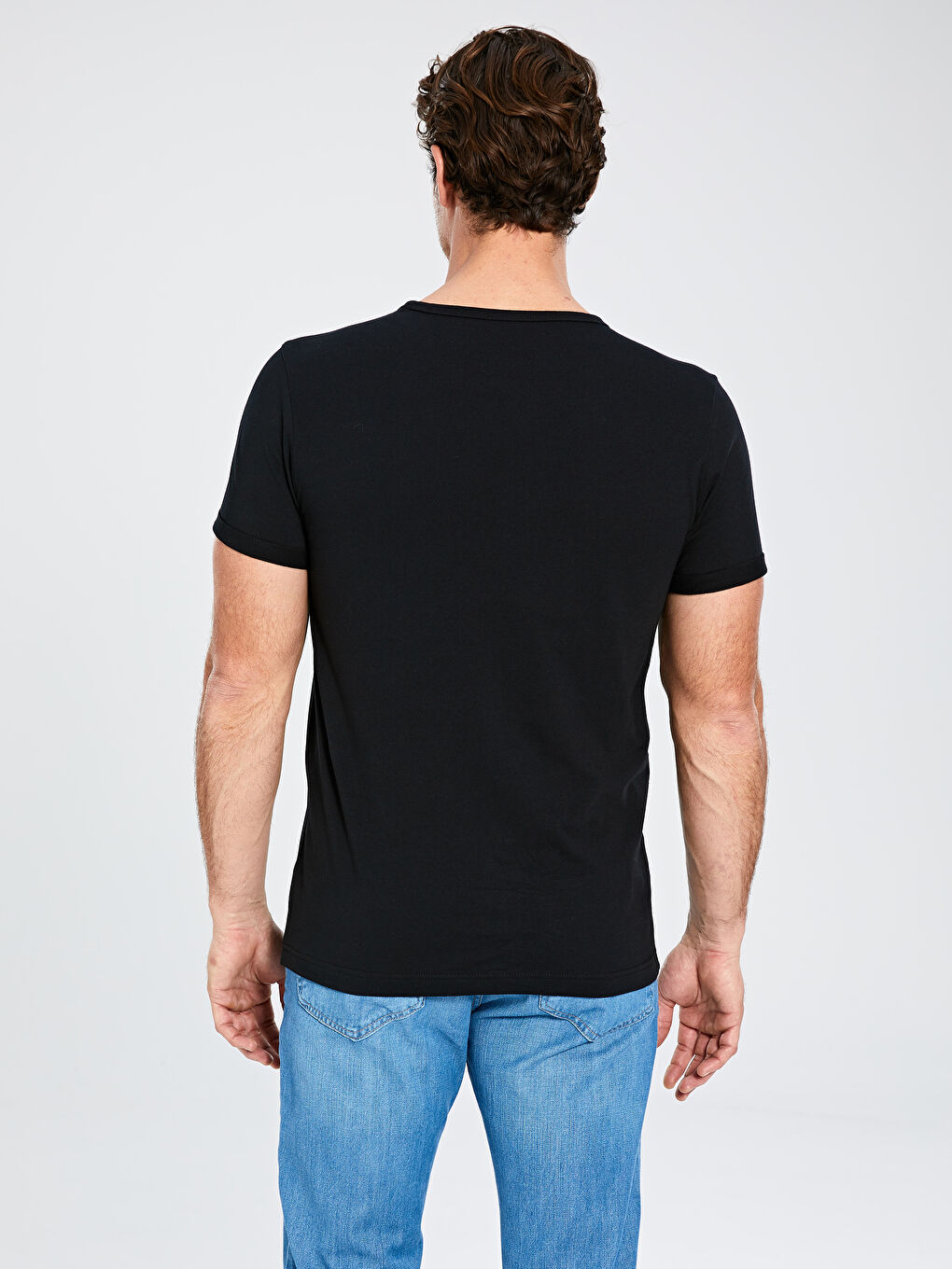 Базовая футболка c круглым вырезом Slim fit-2