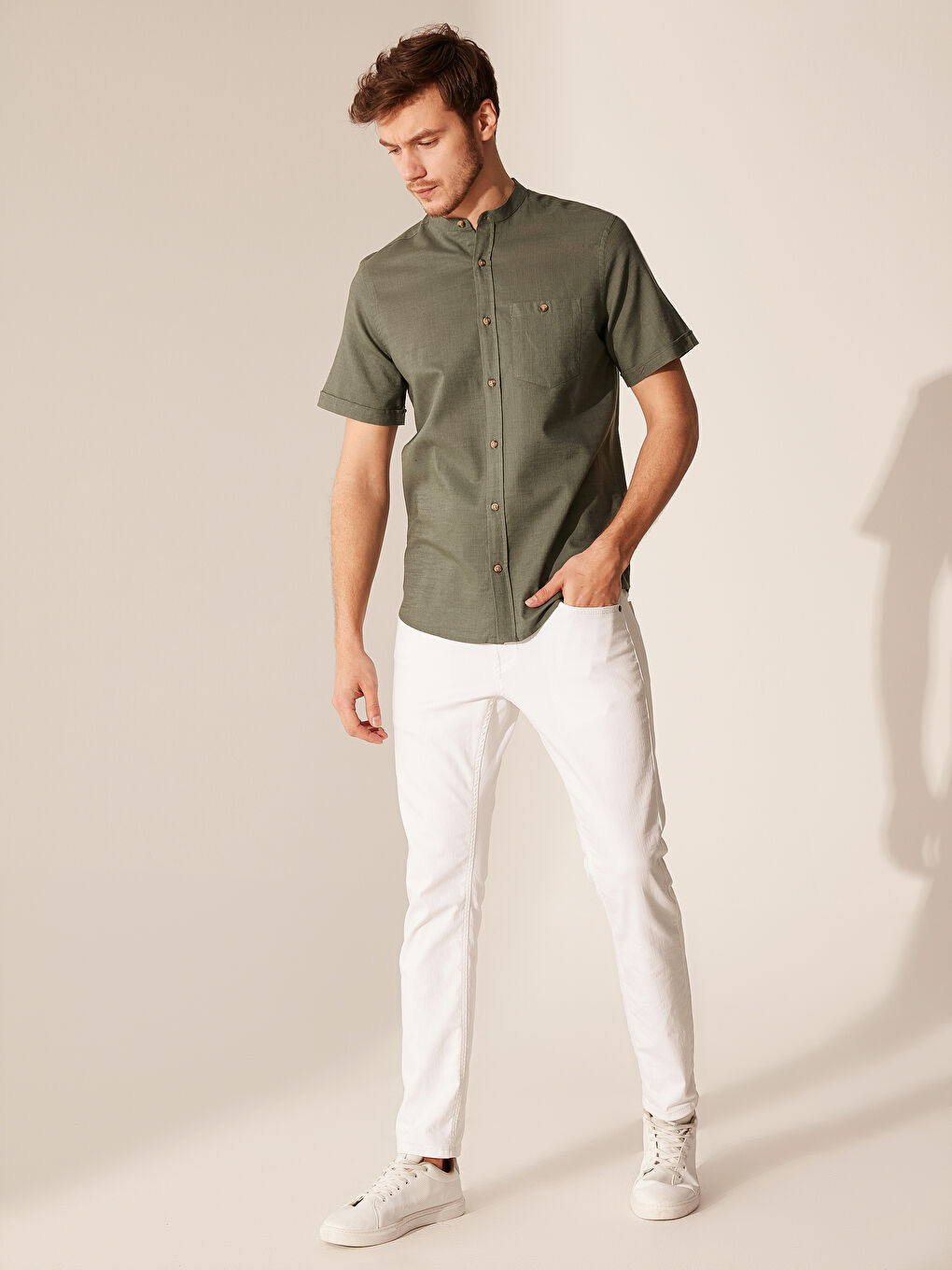 LCWAIKIKI Classic Regular Fit Short Sleeve Shirt -0S5751Z8-CRN