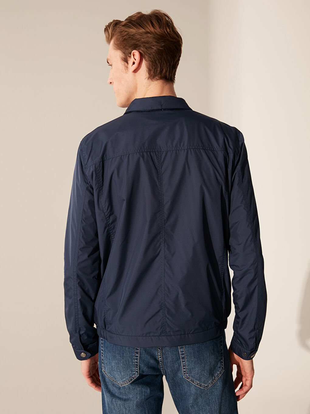 Lacivert Standart Kalıp Dik Yaka İnce Erkek Mont-4