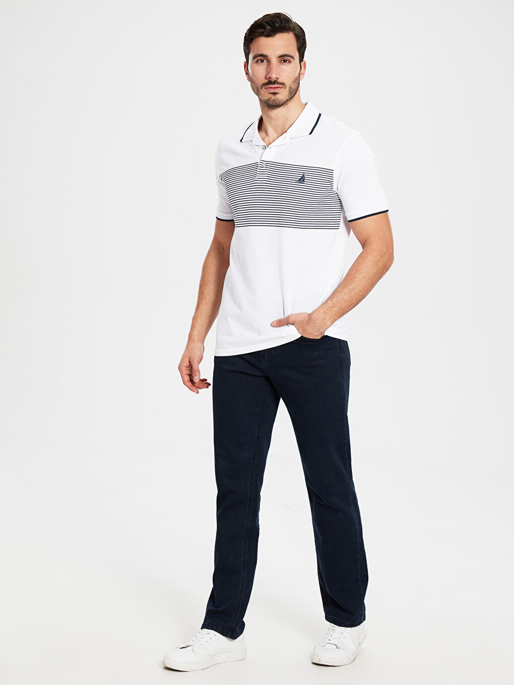 Beyaz Erkek Tişört-4