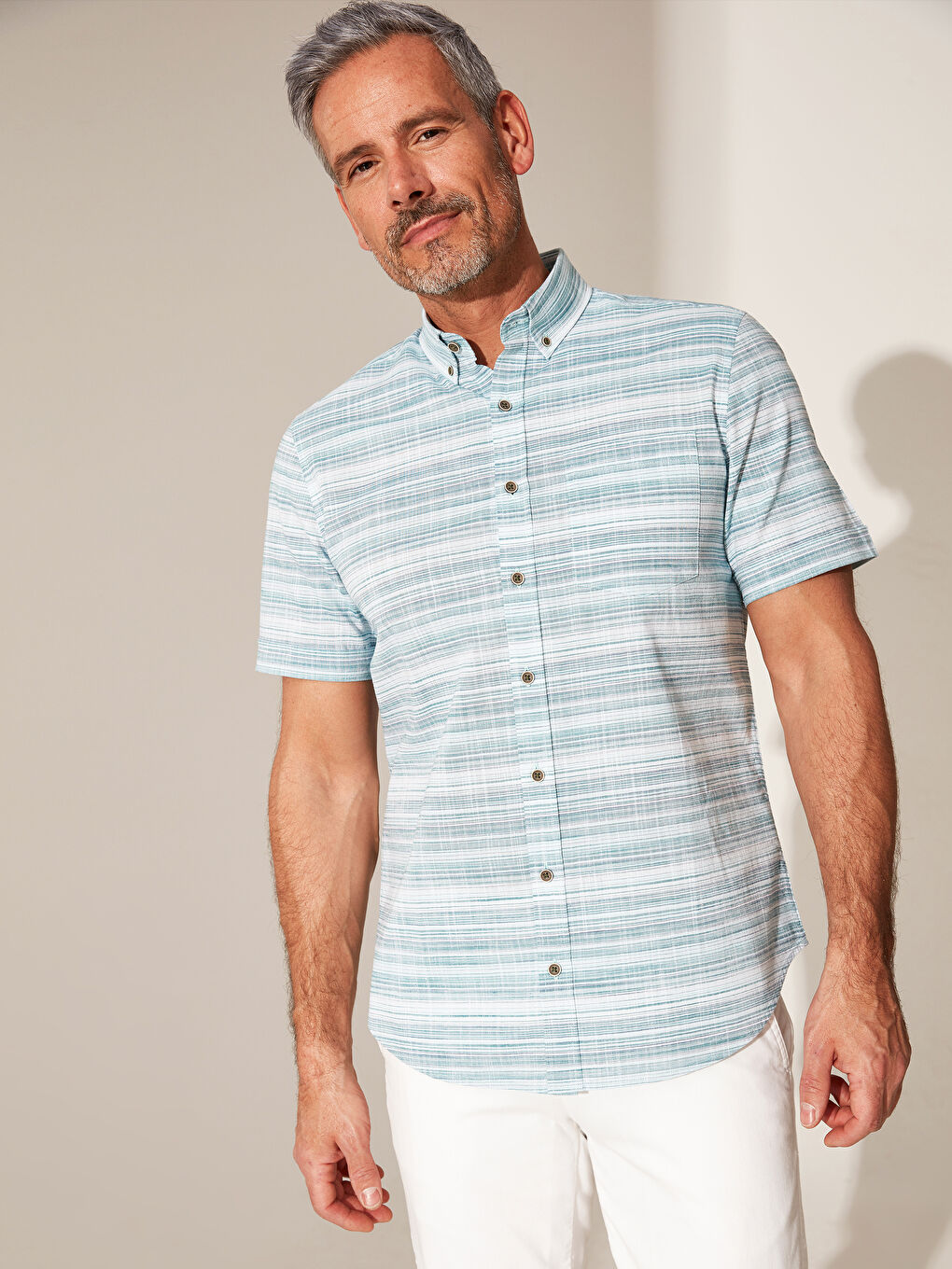 Рубашка классического кроя из поплина в полоску-1