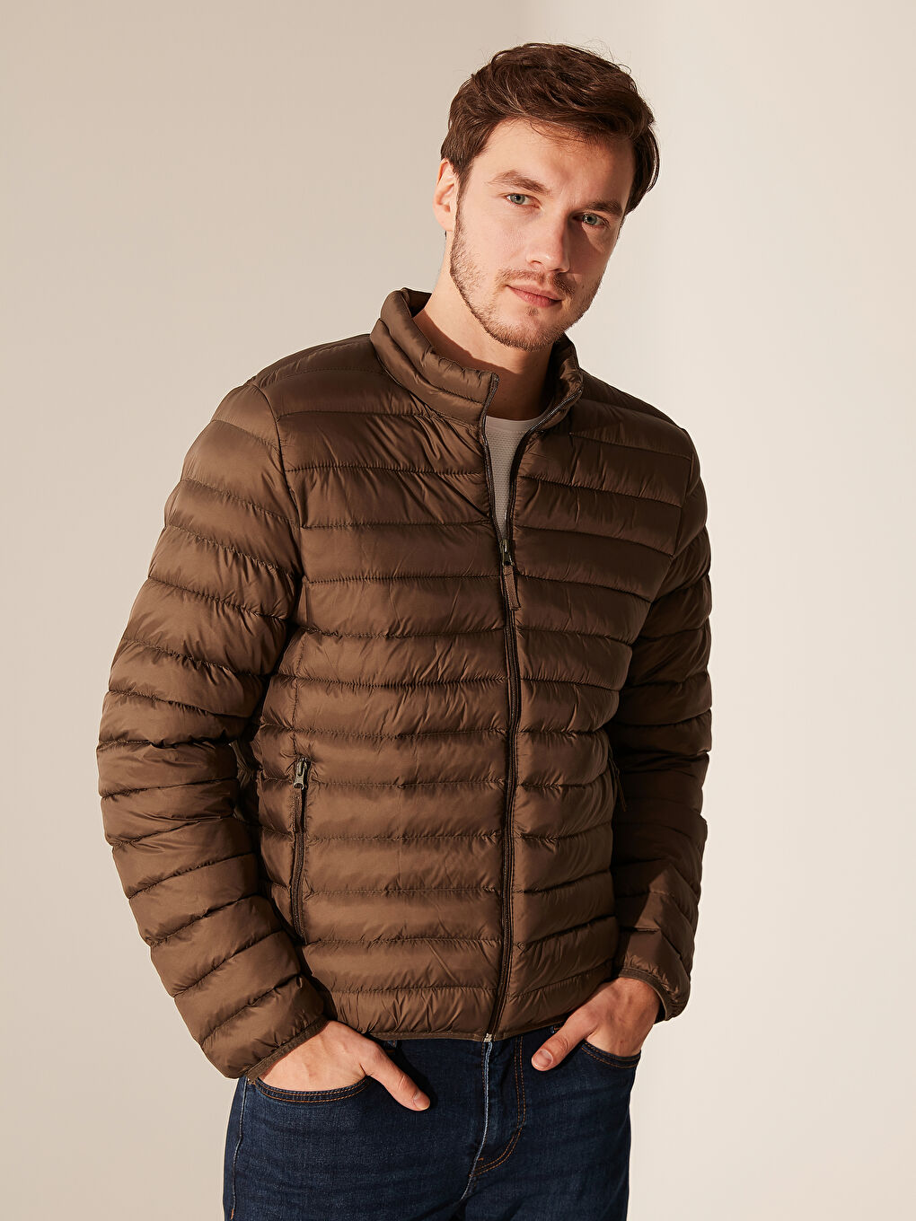 Haki Standart Kalıp Dik Yaka Erkek Şişme Mont