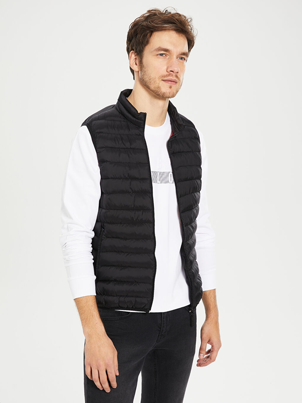 Siyah Standart Kalıp Dik Yaka Erkek Yelek-1