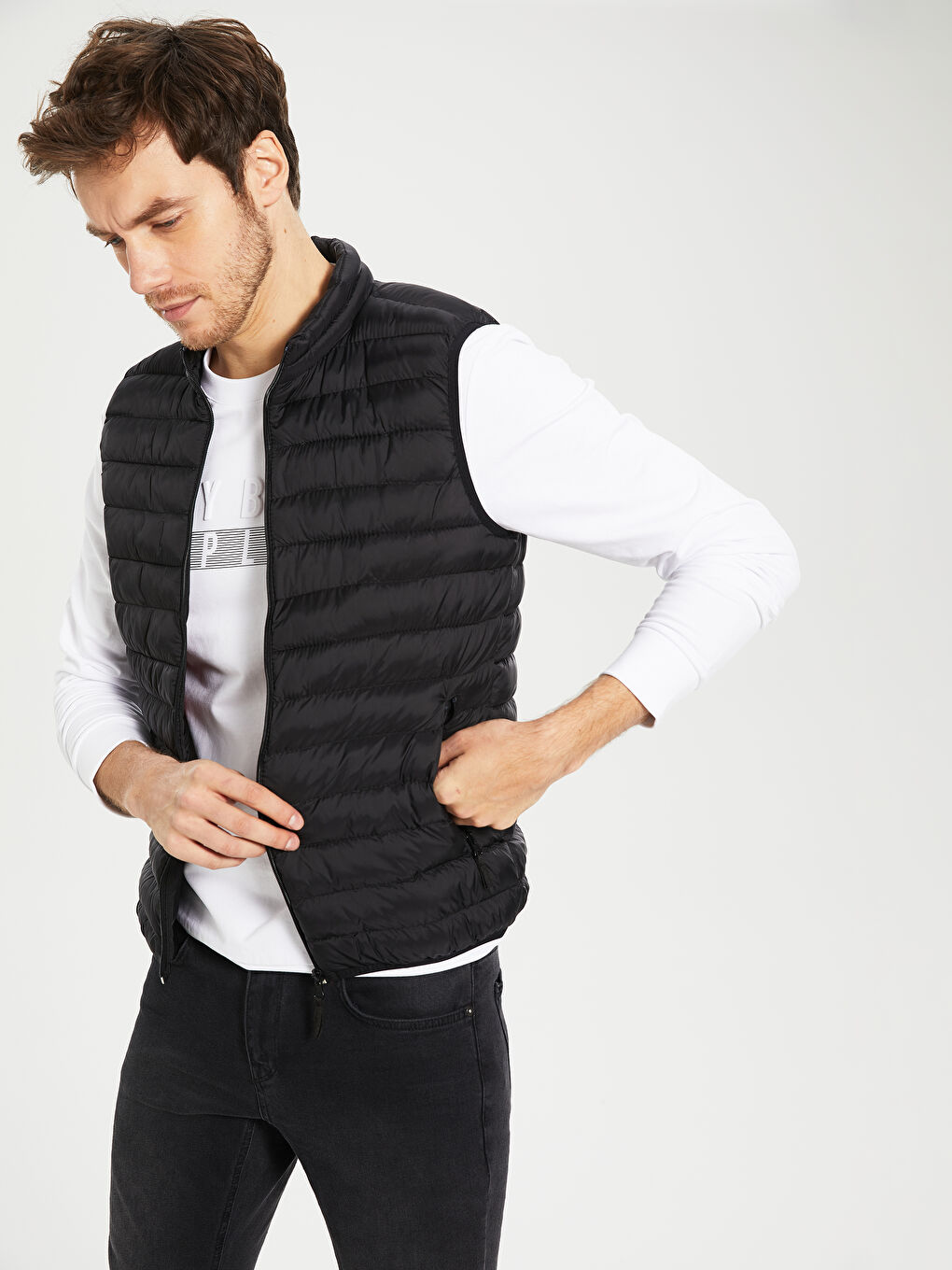 Siyah Standart Kalıp Dik Yaka Erkek Yelek-2