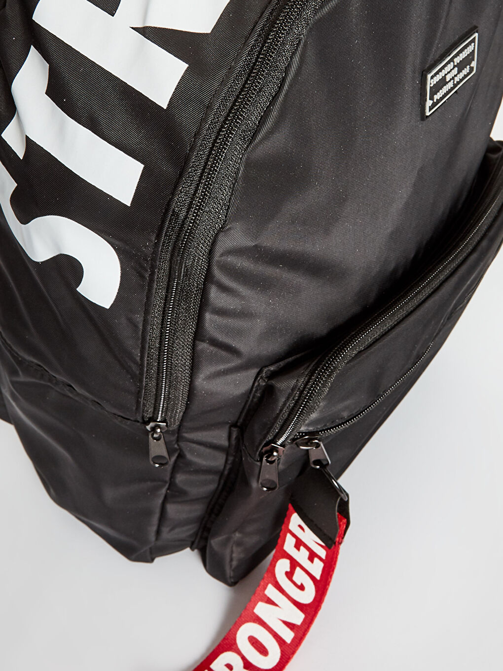 Siyah Etiket Detaylı Erkek Sırt Çantası-2