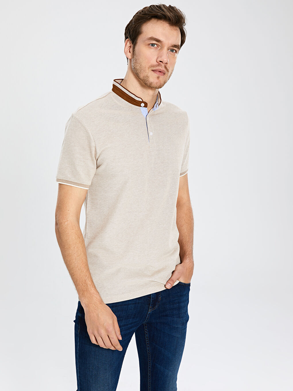 Чоловік БЕЖЕВИЙ Футболка-2