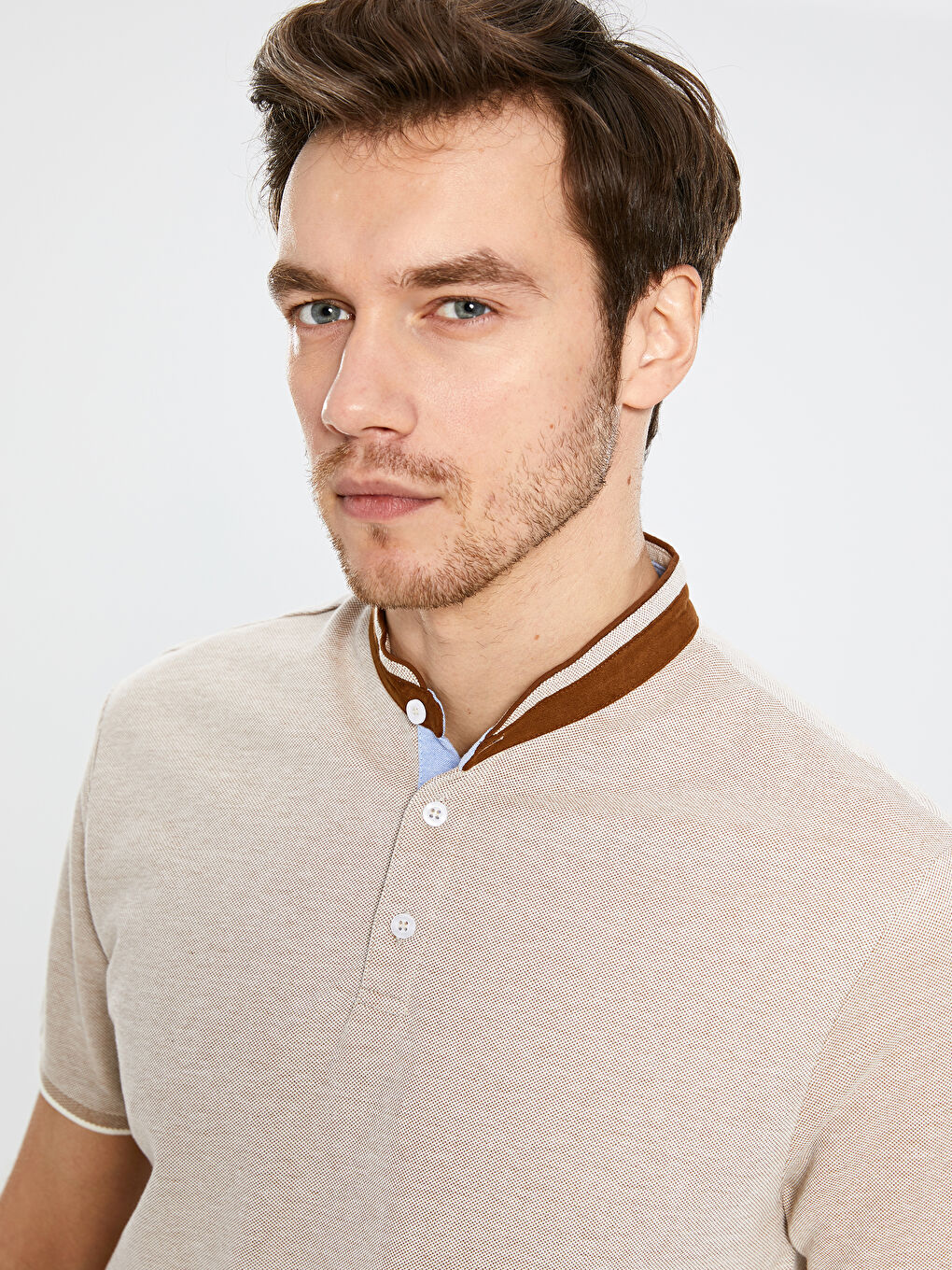 Чоловік БЕЖЕВИЙ Футболка-3