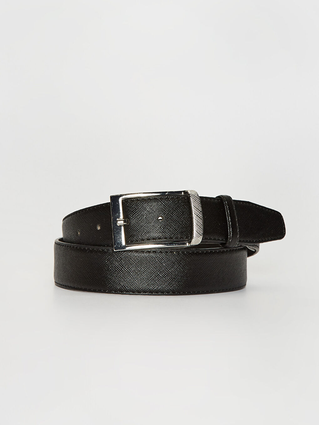 Siyah Deri Görünümlü Kemer