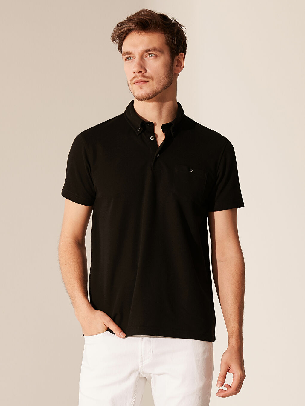 Siyah Polo Yaka Kısa Kollu Tişört