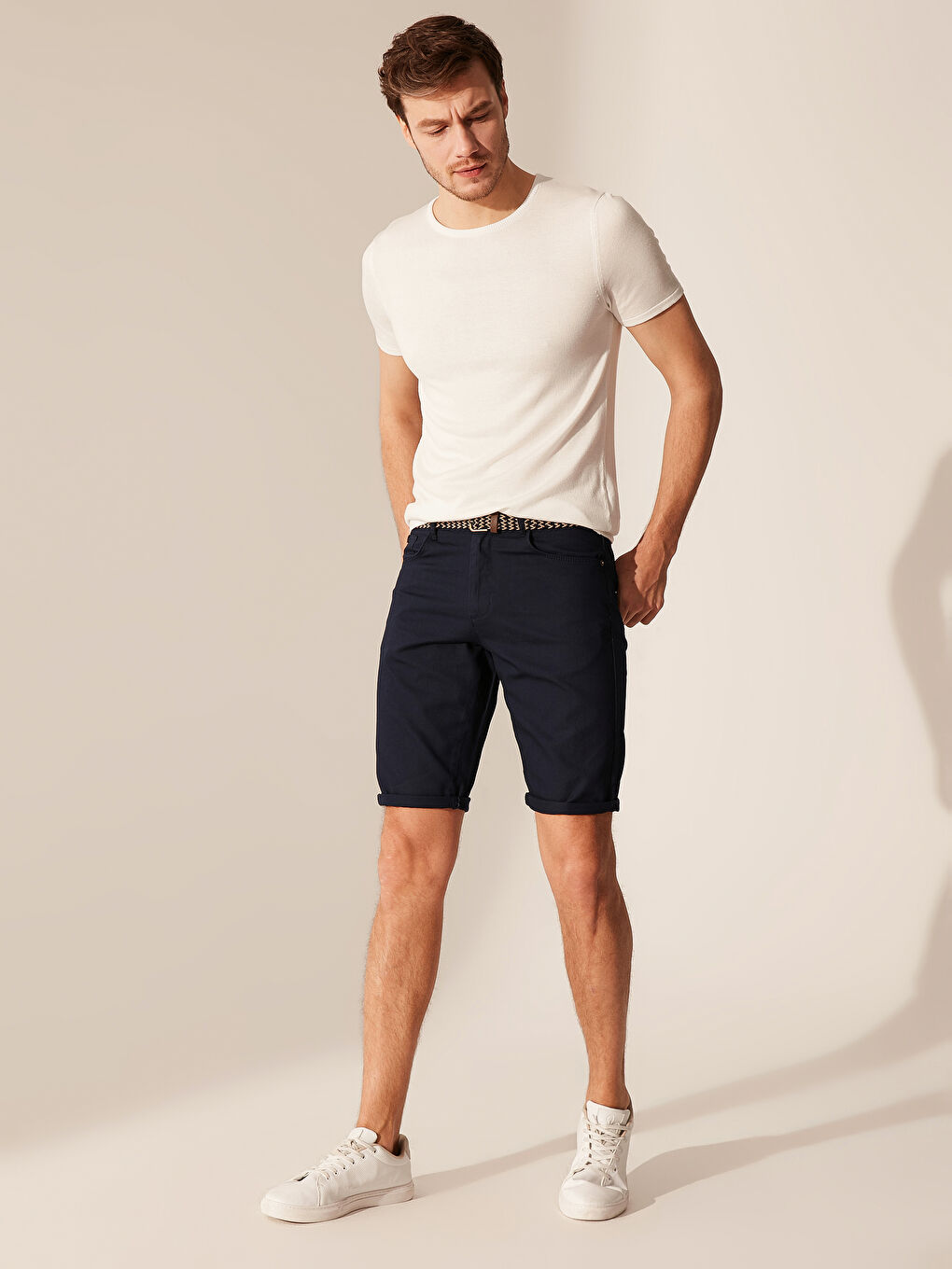 Lacivert Slim Fit Bermuda Erkek Şort