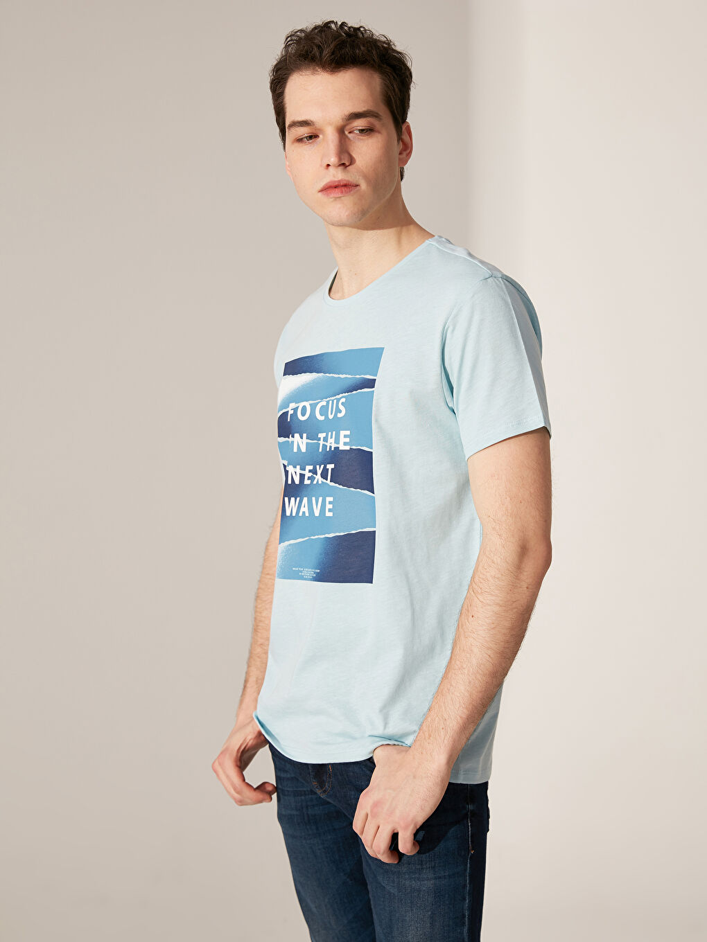 Футболка из чесаного хлопка для мужчин-1