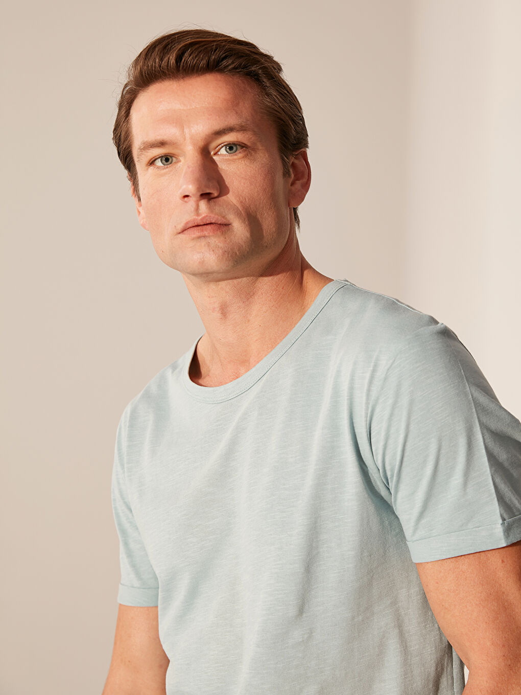 Mavi Bisiklet Yaka Kısa Kollu Basic Penye Erkek Tişört-1