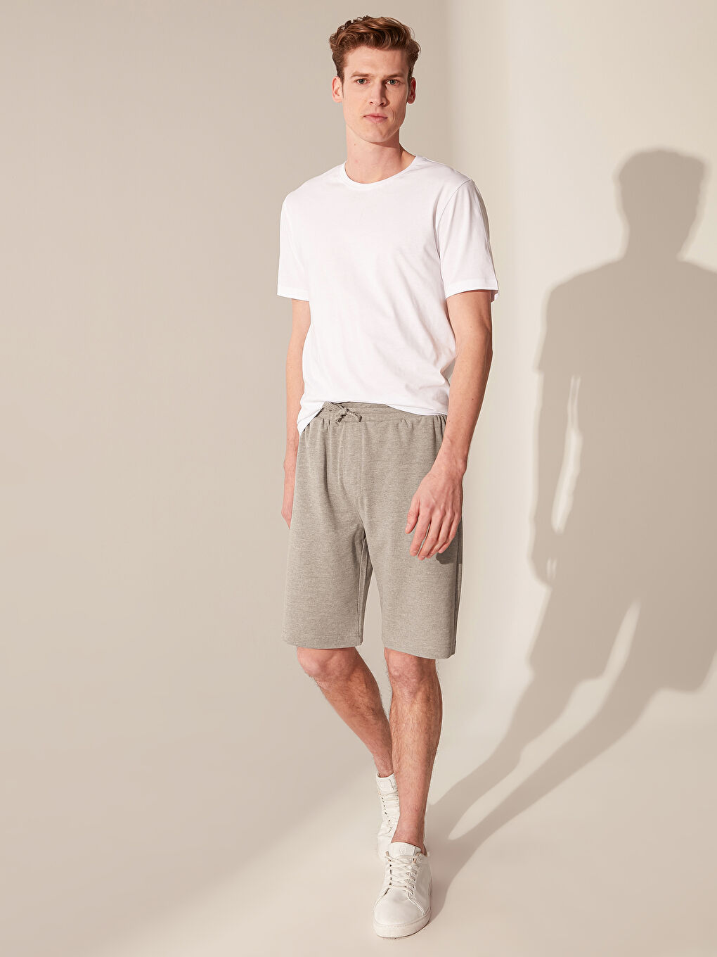 Gri Standart Kalıp Pike Erkek Spor Şort