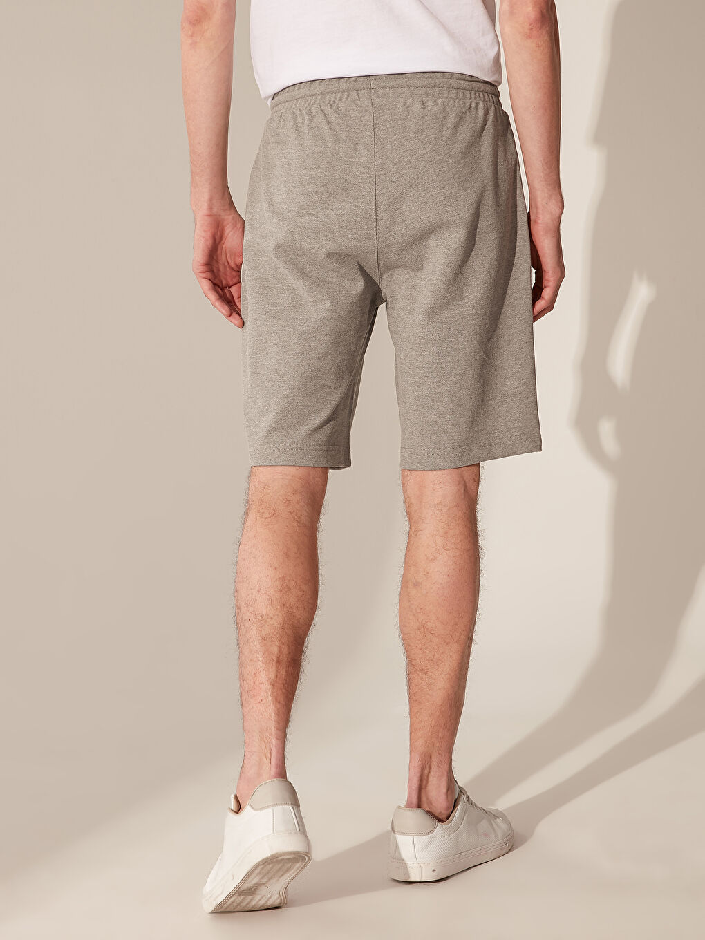 Gri Standart Kalıp Pike Erkek Spor Şort-3