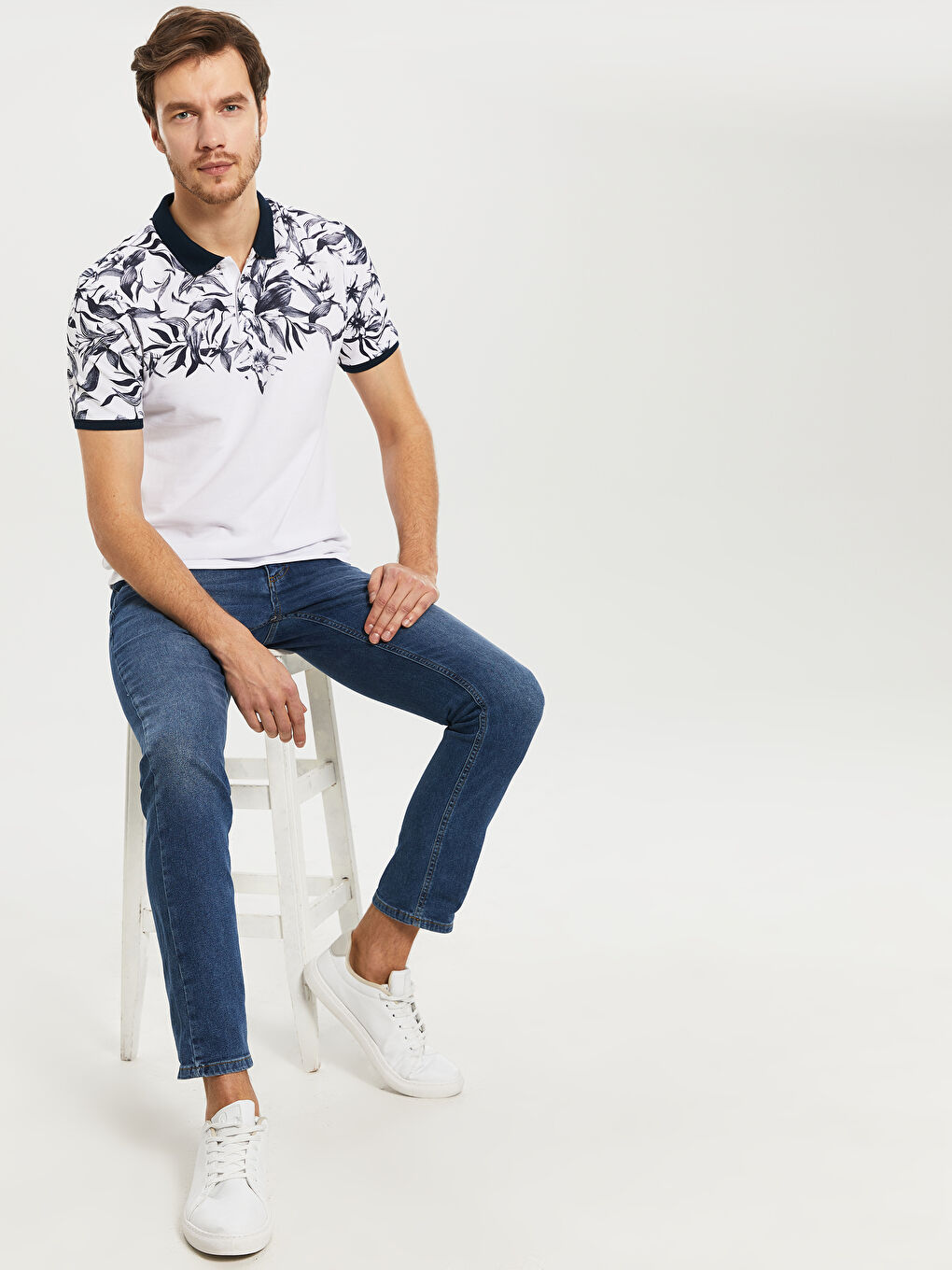 Beyaz Polo Yaka Kısa Kollu Pike Erkek Tişört-4