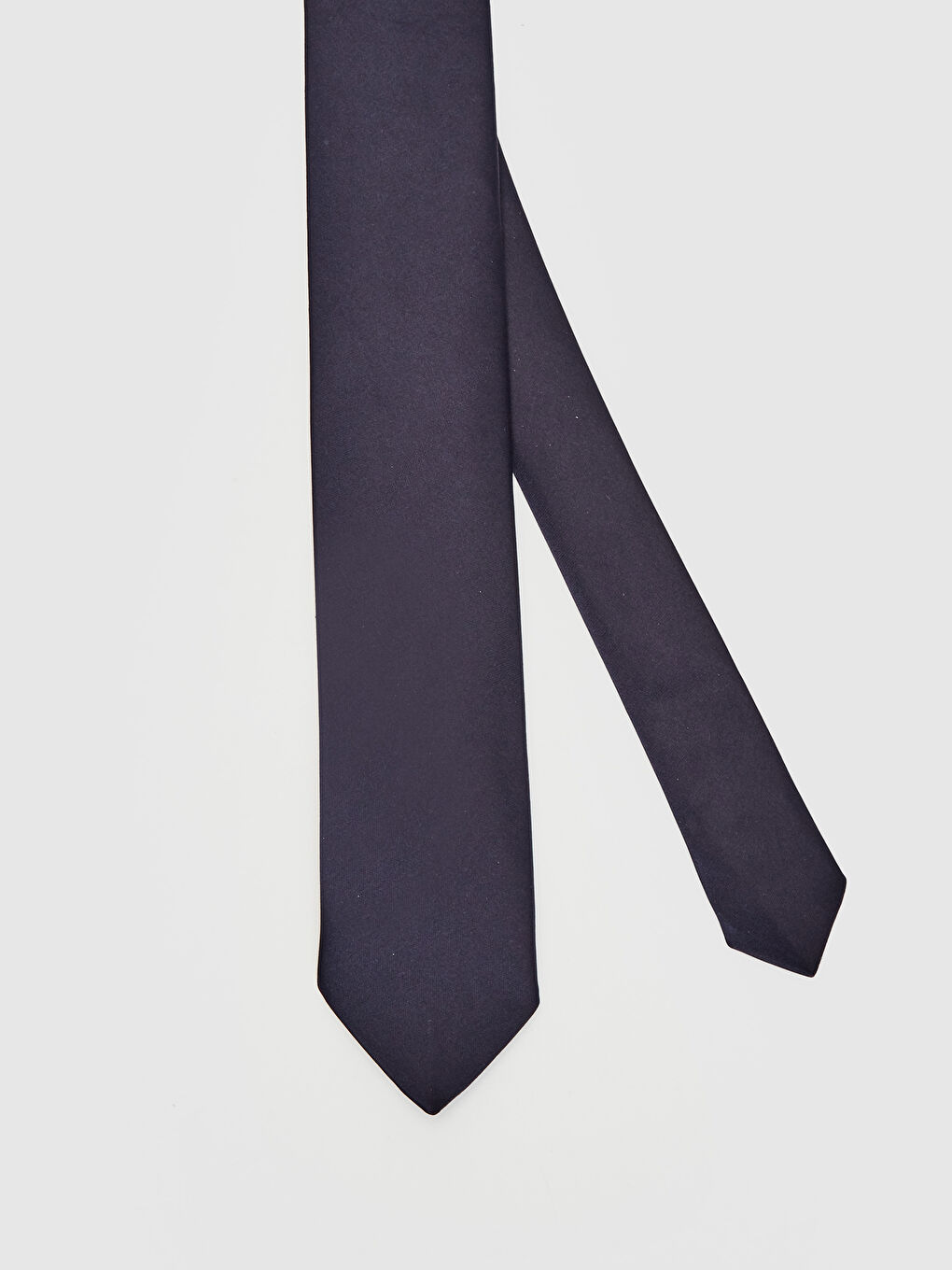 ربطة عنق رفيعة للرجال من قماش الفوال