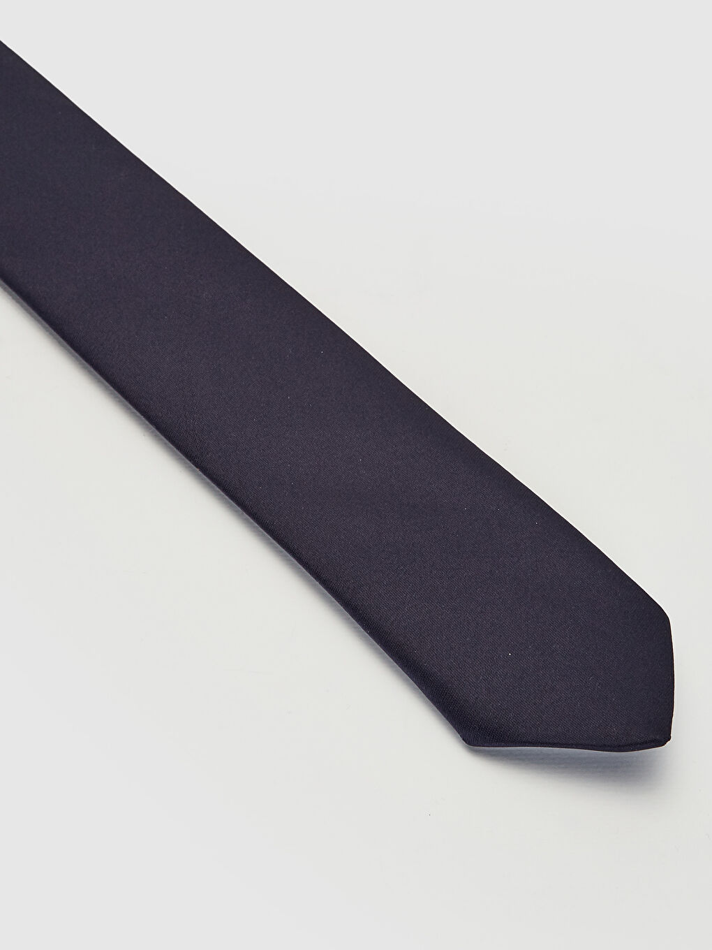 ربطة عنق رفيعة للرجال من قماش الفوال-1