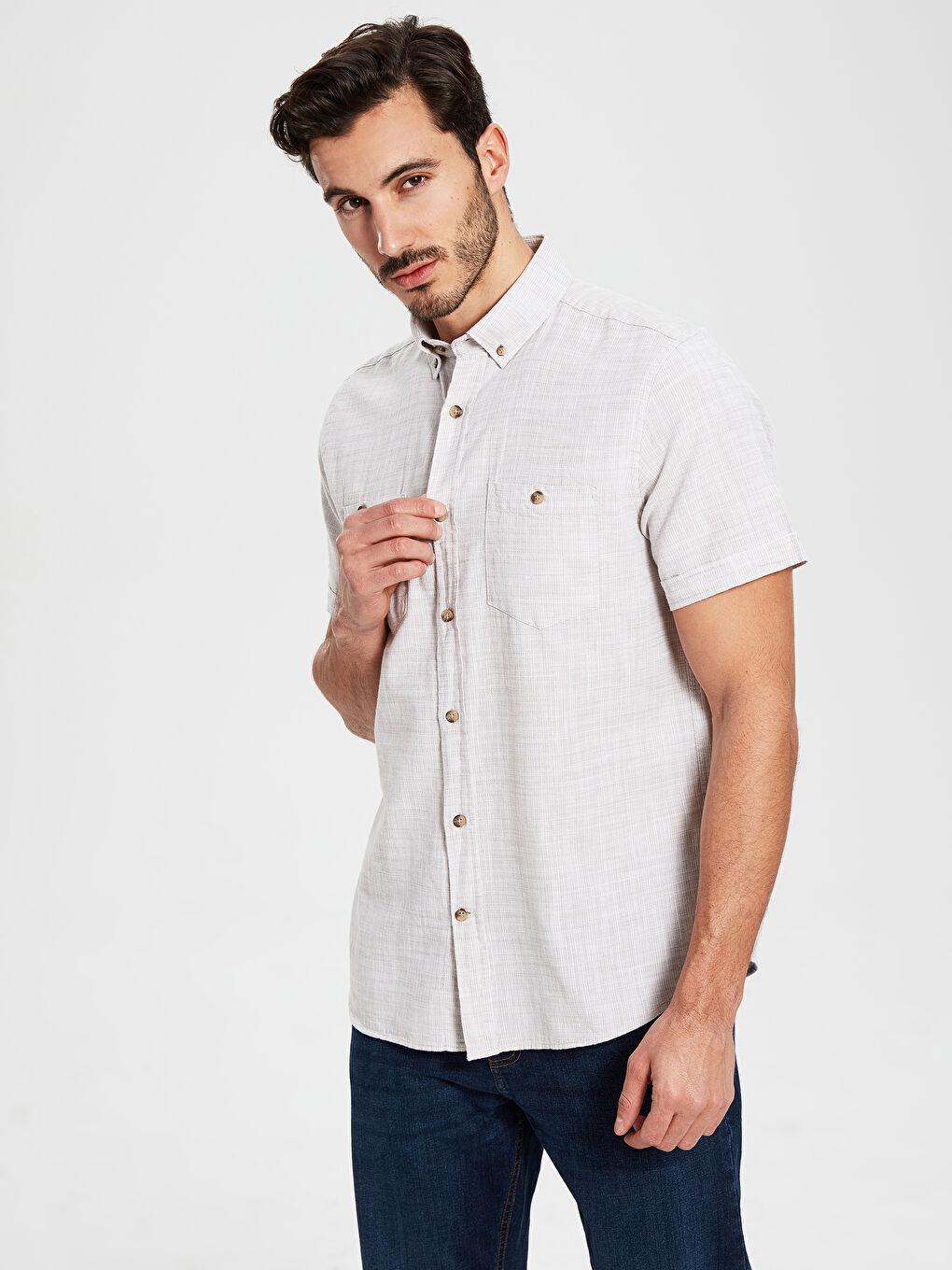 Bej Regular Fit Kısa Kollu Armürlü Gömlek