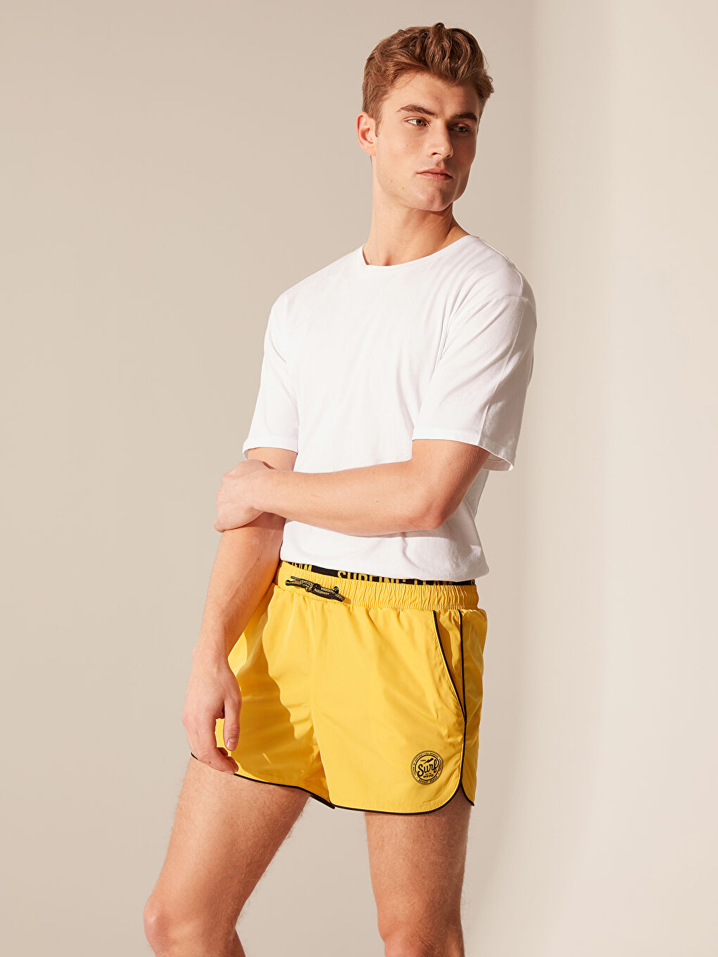 شورت سباحة قصير أساسي-1