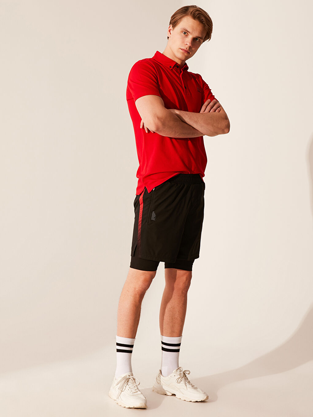 Siyah Standart Kalıp Aktif Spor Şort Tayt