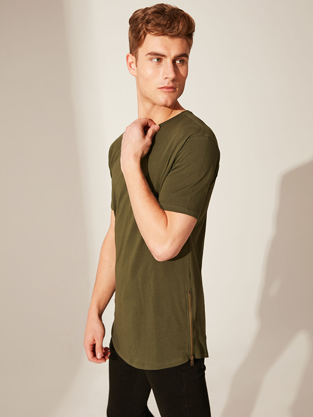 Футболка из чесаного хлопка для мужчин-1