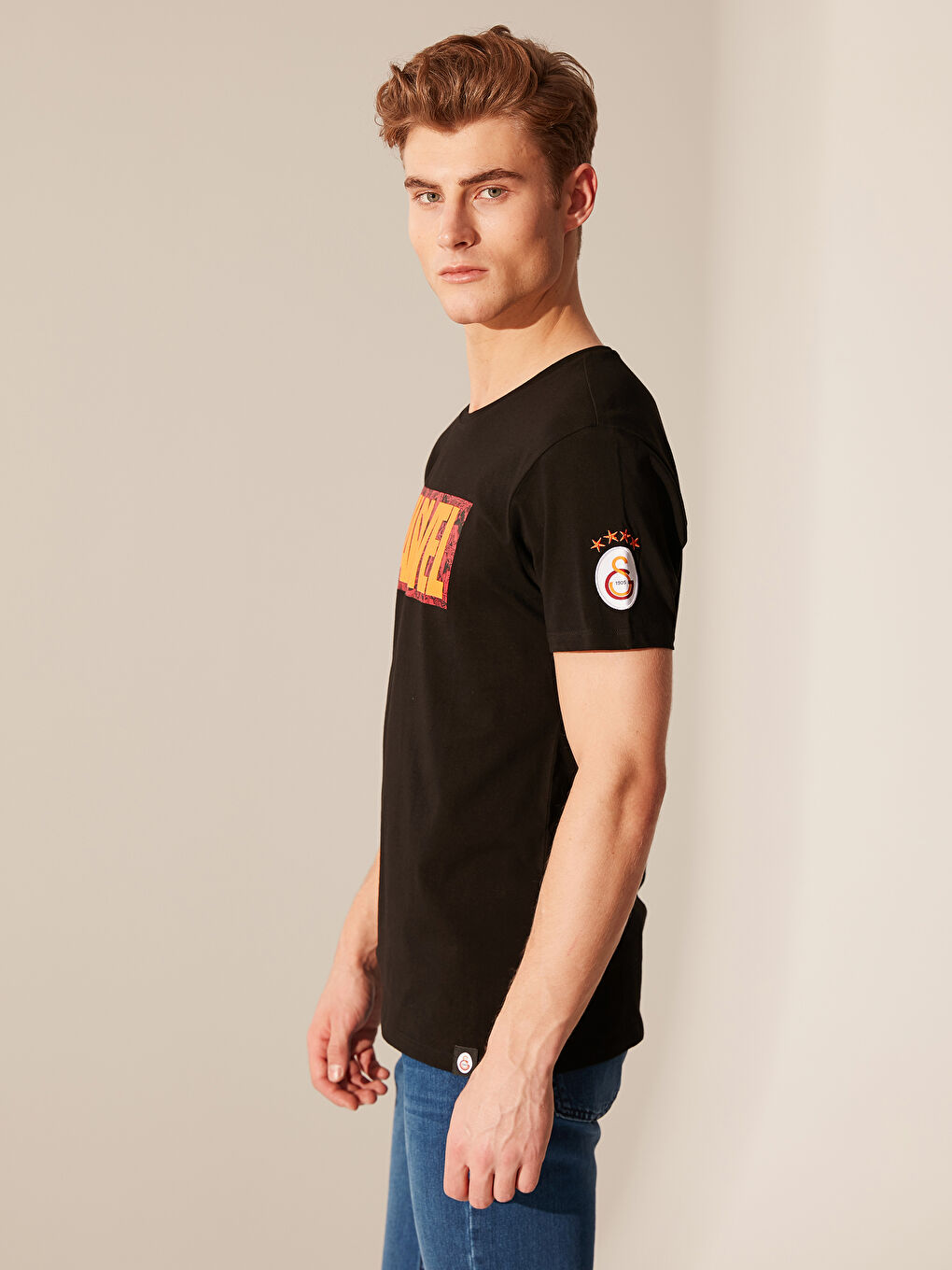 Siyah Bisiklet Yaka Kısa Kollu Galatasaray Baskılı Penye Erkek Taraftar Tişört-1