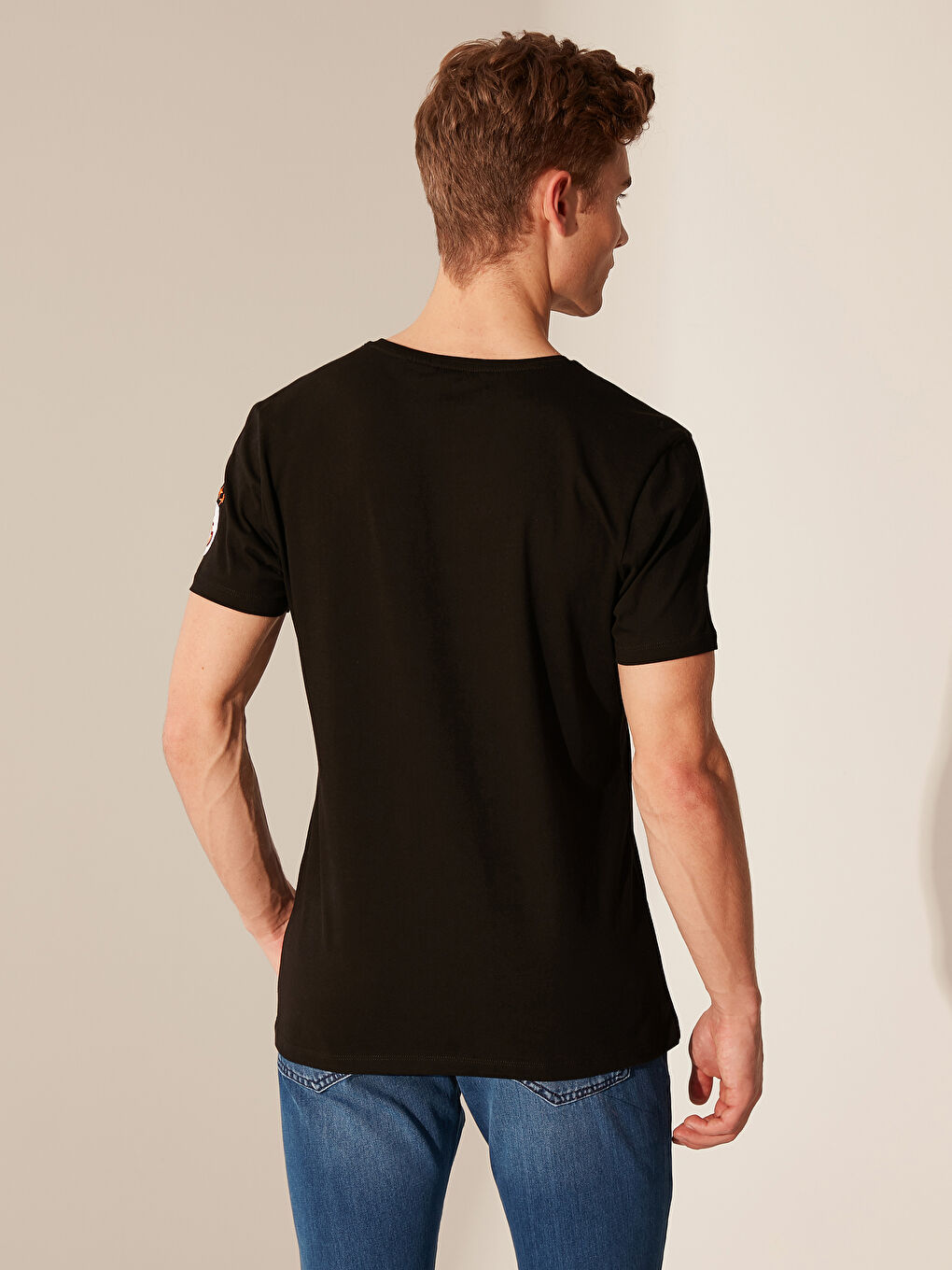 Siyah Bisiklet Yaka Kısa Kollu Galatasaray Baskılı Penye Erkek Taraftar Tişört-2