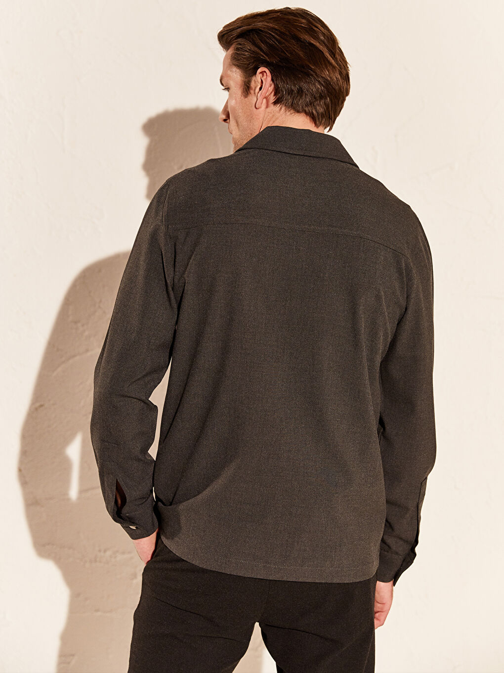 Gri Dar Kalıp Gömlek Yaka Basic Erkek Hırka-3