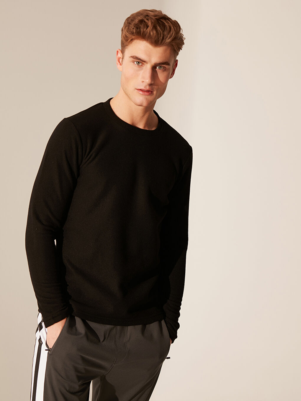 Siyah Polar Erkek Tişört-1