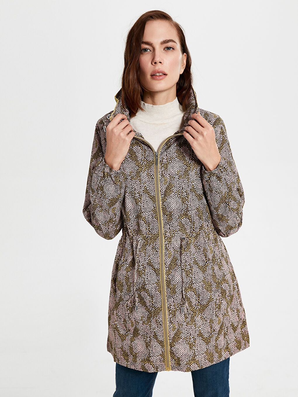 Woman GREEN Raincoat-1