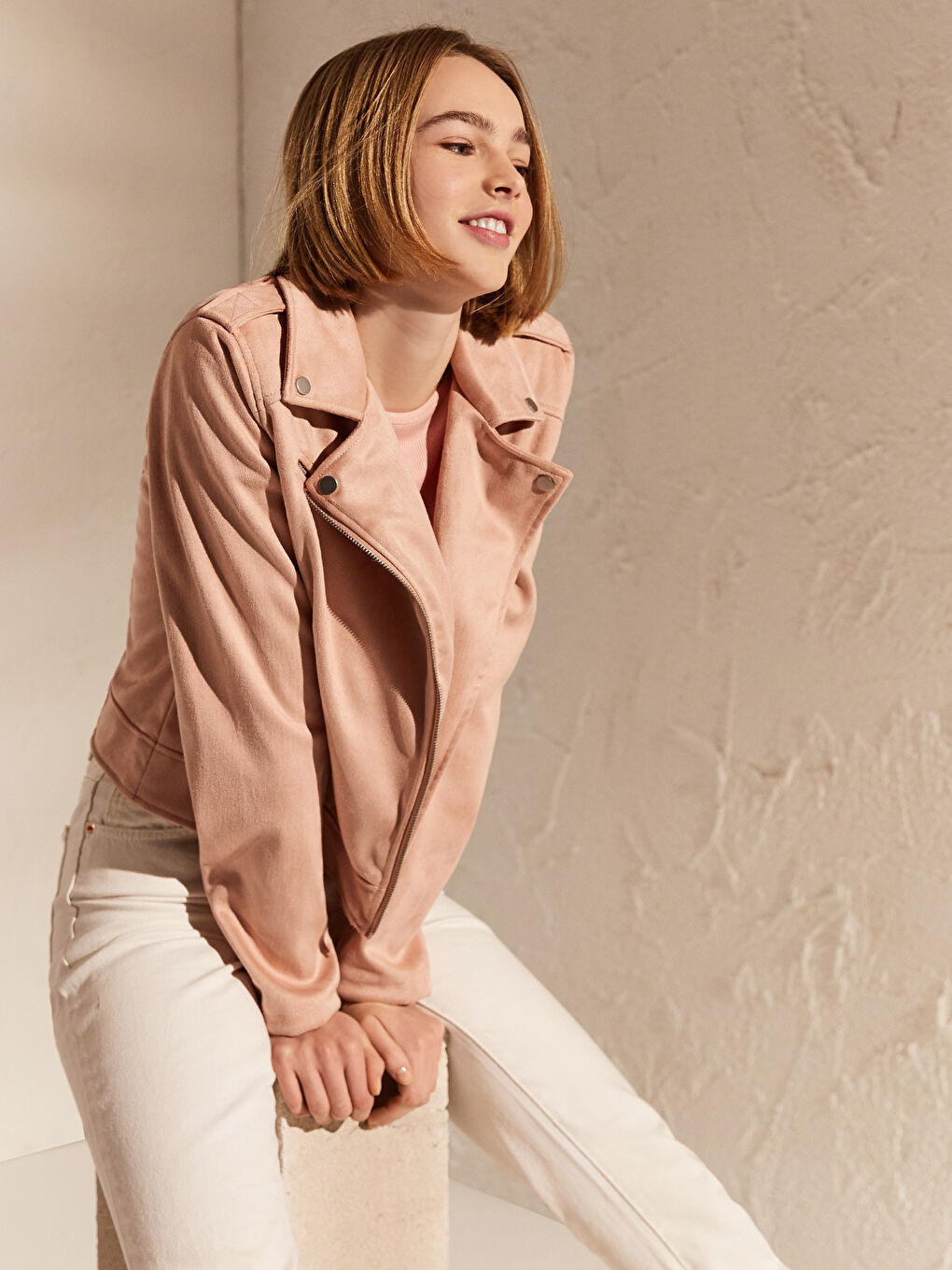 Пальто Женское из замши с длинным рукавом, отложным воротником и карманами-3