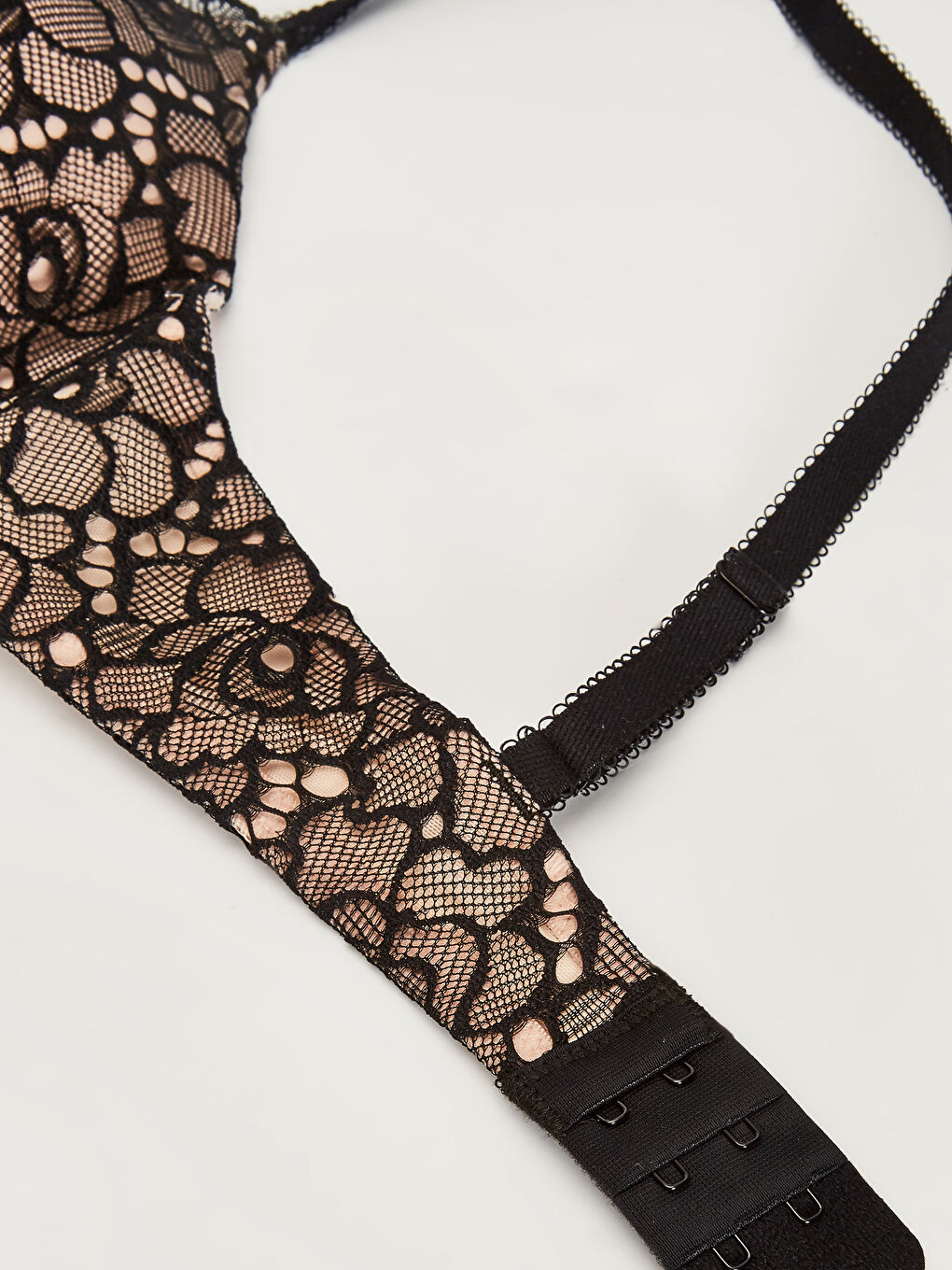 Siyah Balenli Dolgusuz Dantelli Fantezi Tişört Sütyen-2