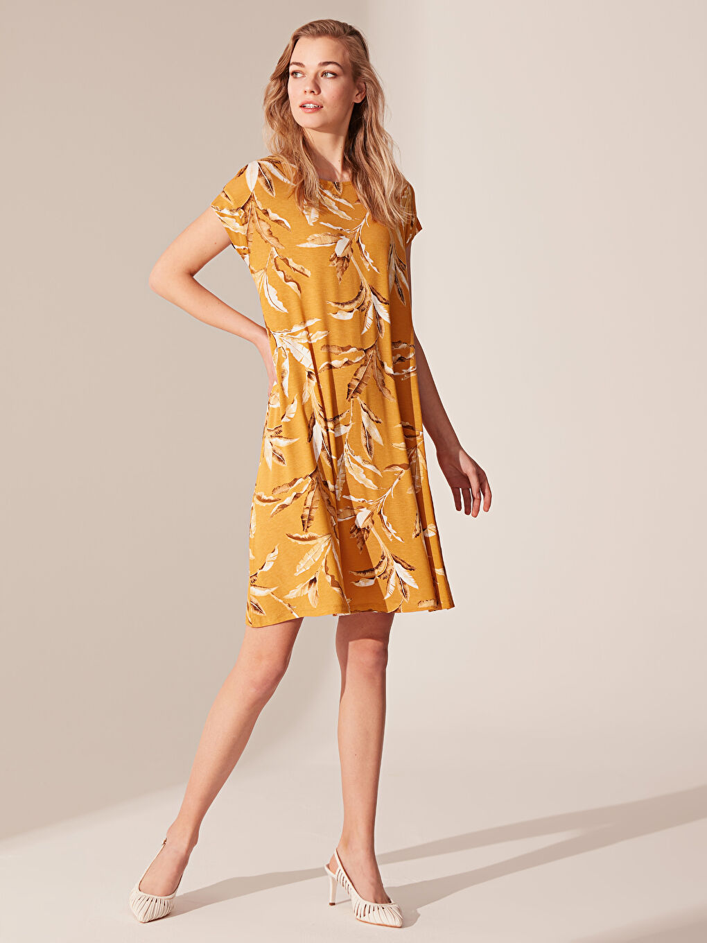 Kahverengi Baskılı Elbise