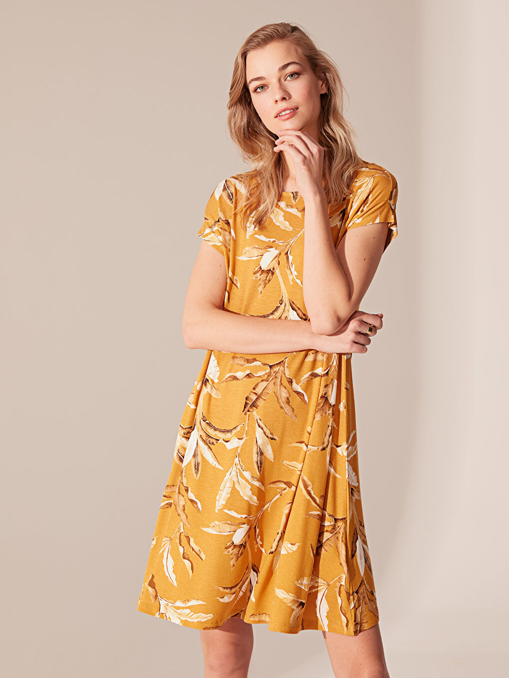 Kahverengi Baskılı Elbise-3