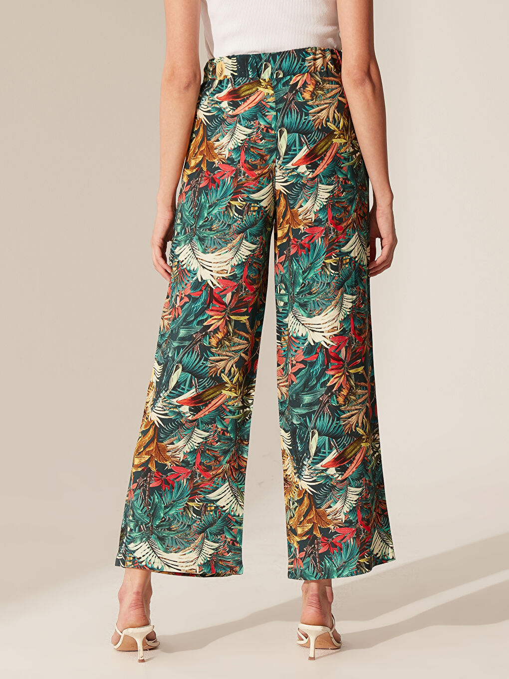 Elastic Waist Figured Palazzo Pants-3