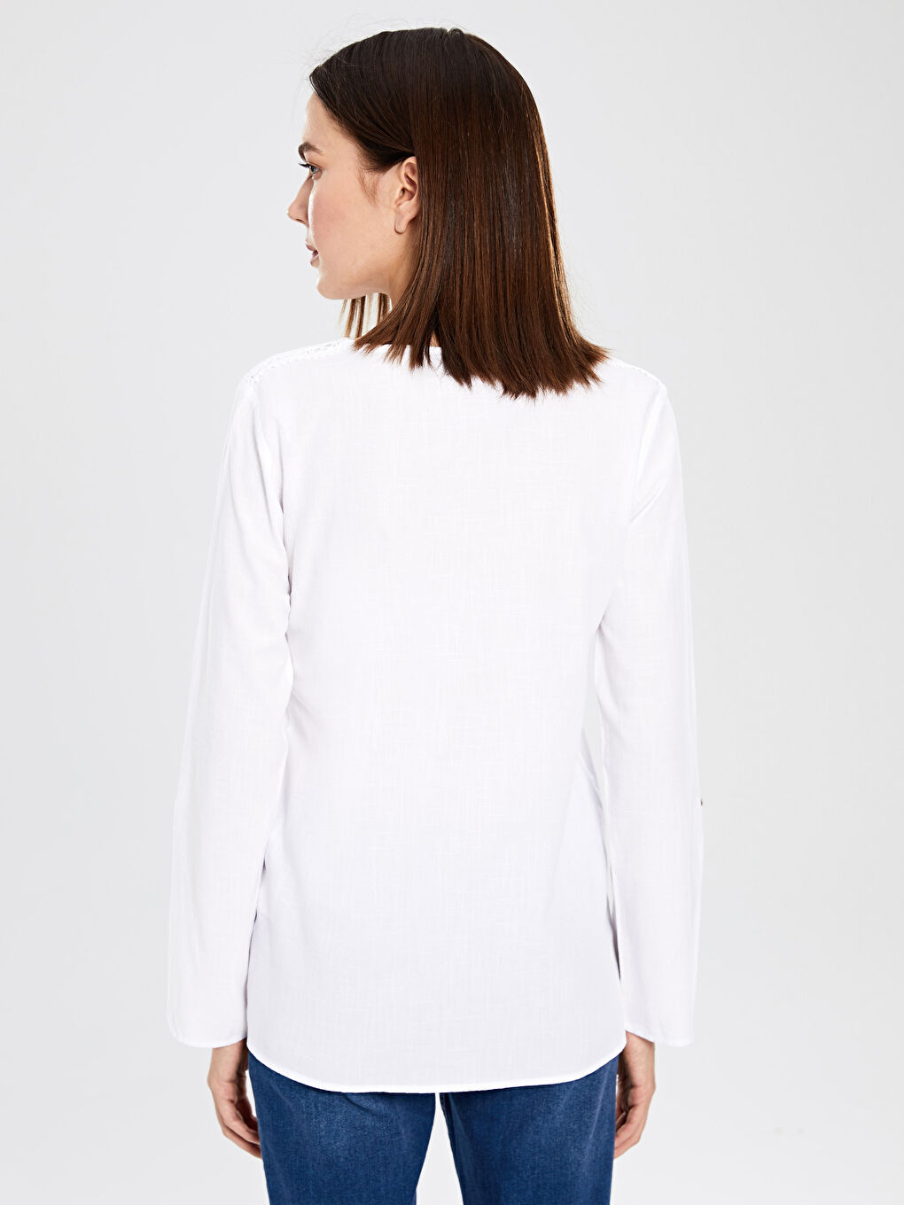 Beyaz Dantel Detaylı Pamuklu Uzun Kollu Kadın Bluz-3