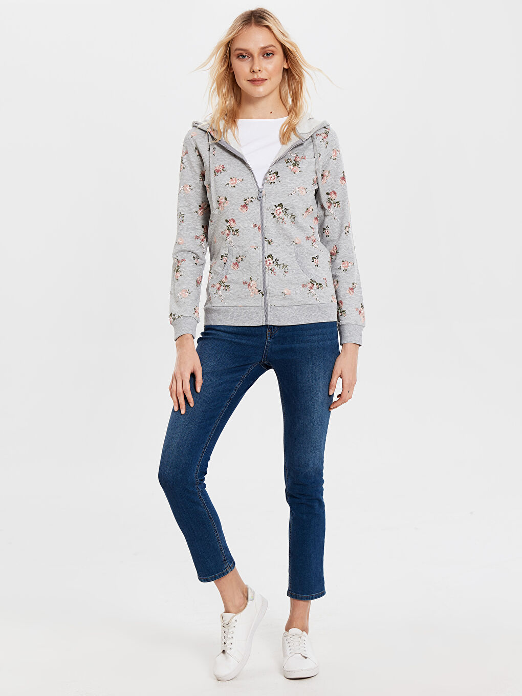 Gri Kapüşonlu Desenli Uzun Kollu Kadın Fermuarlı Sweatshirt-2