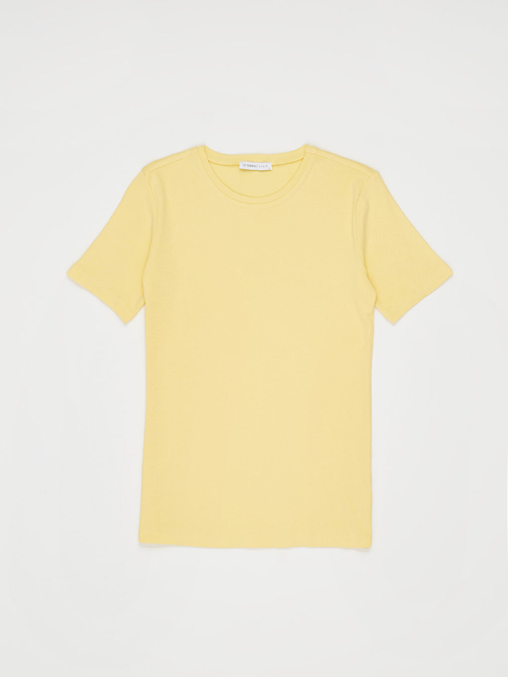 تيشيرت قطن أساسي كم قصير مستقيم للسيدات-1