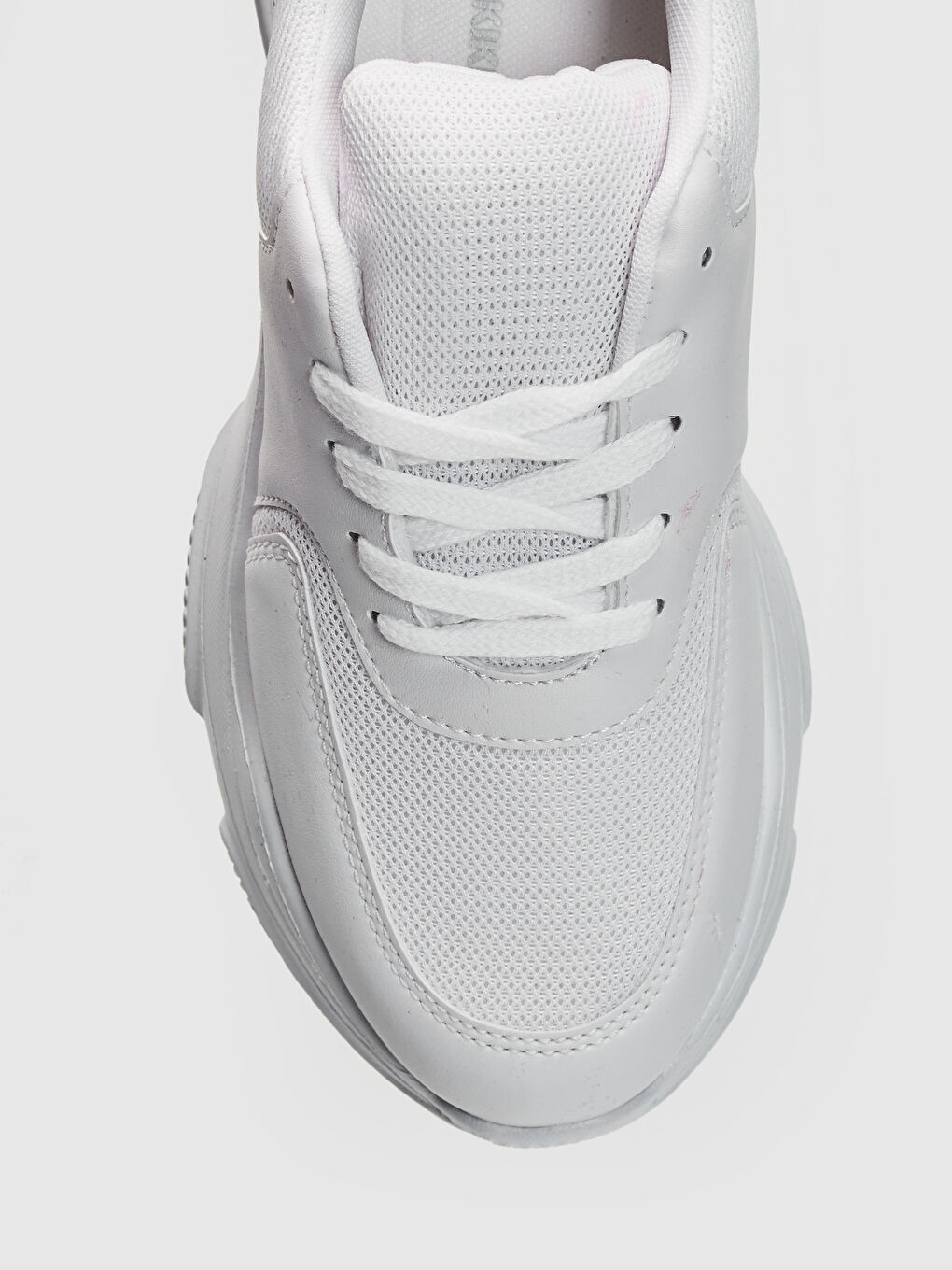 Beyaz Kalın Tabanlı File Detaylı Kadın Spor Ayakkabı-5