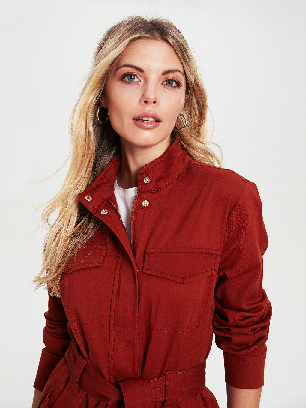 Turuncu Kuşaklı Dik Yak Uzun Kollu Kadın İnce Mont-4