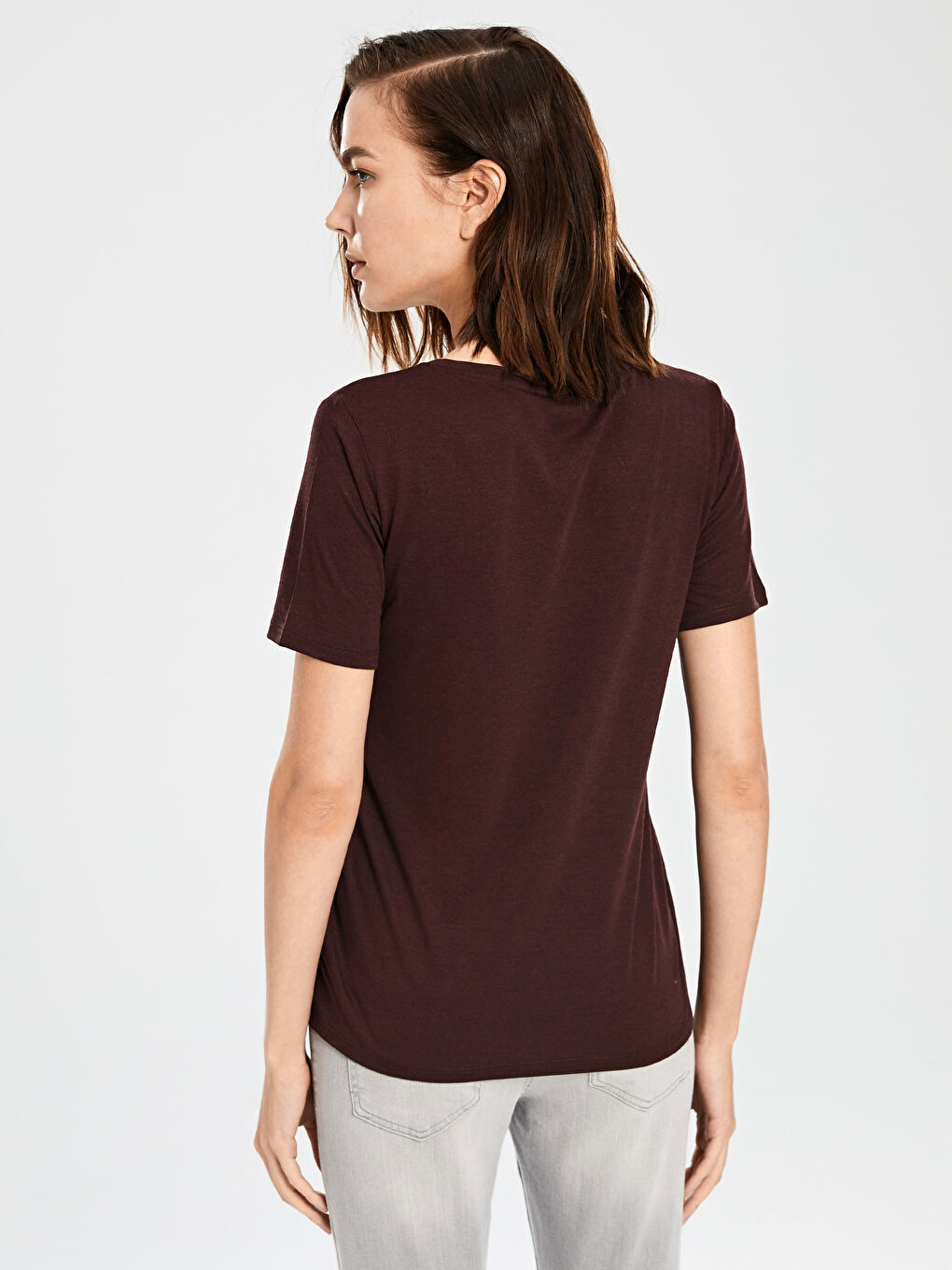 Bordo V Yaka Viskon Kısa Kollu Kadın Tişört-2