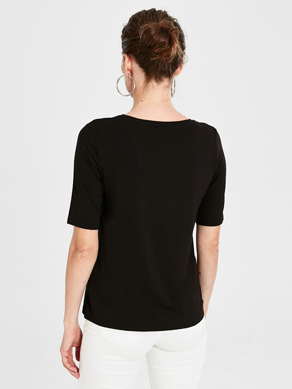 Siyah Düz Basic V Yaka Kısa Kollu Kadın Tişört-2