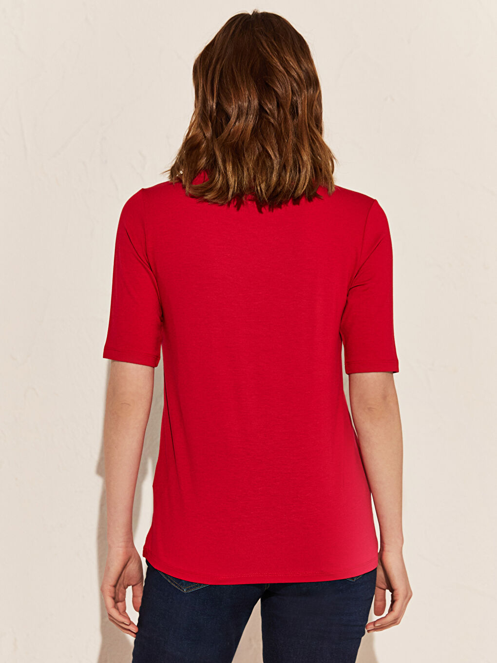 Kırmızı Tişört-2