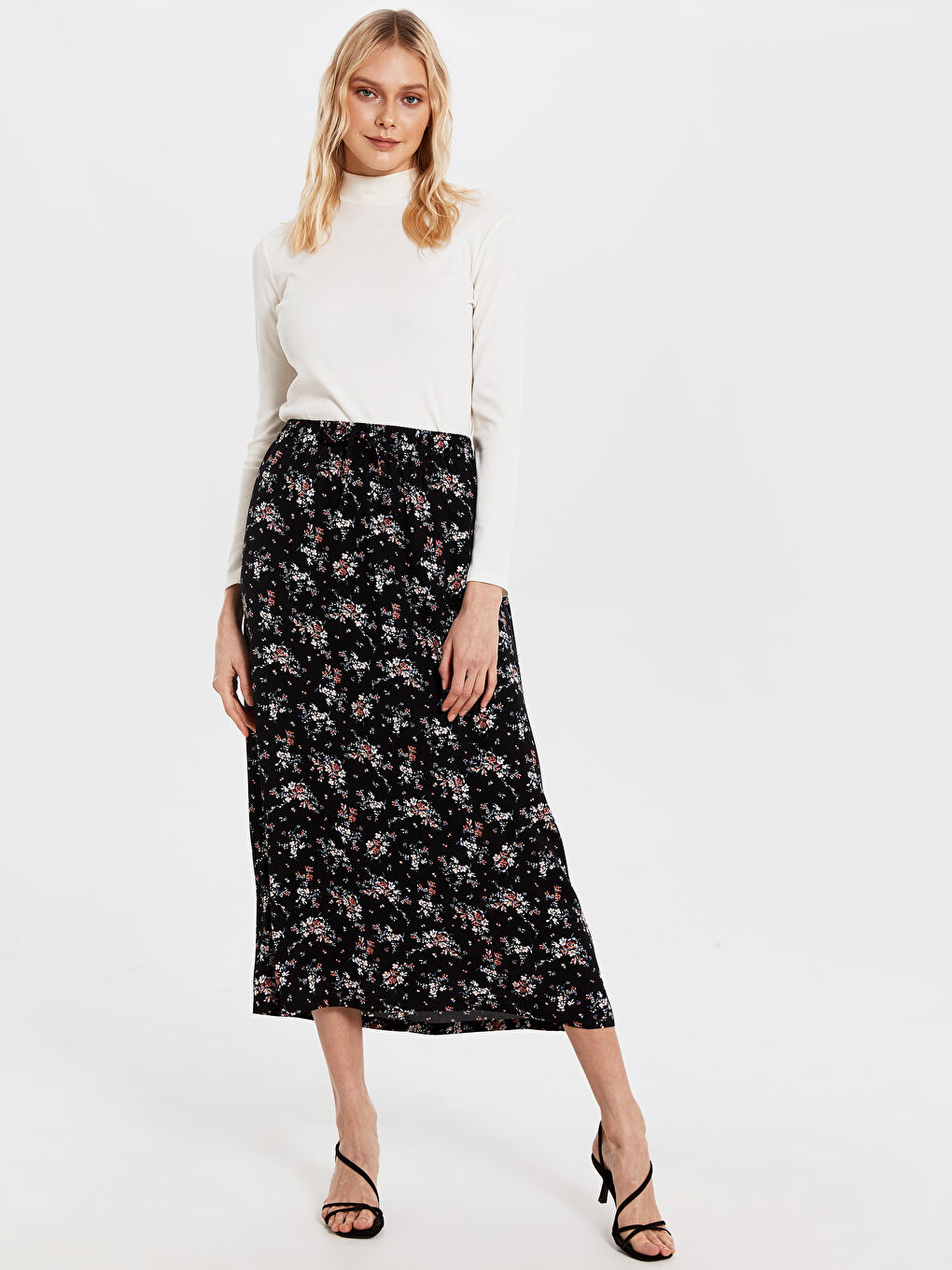 Pembe Beli Lastikli Desenli Uzun Viskon Etek-2