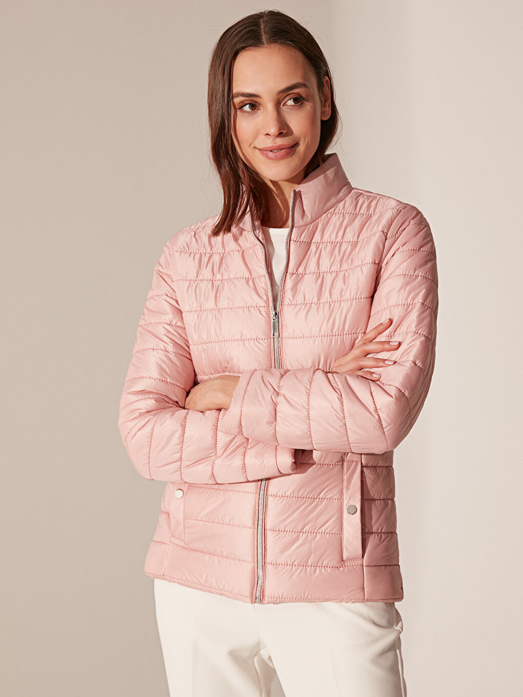 Pembe Uzun Kollu Kadın Dik Yaka Şişme Mont