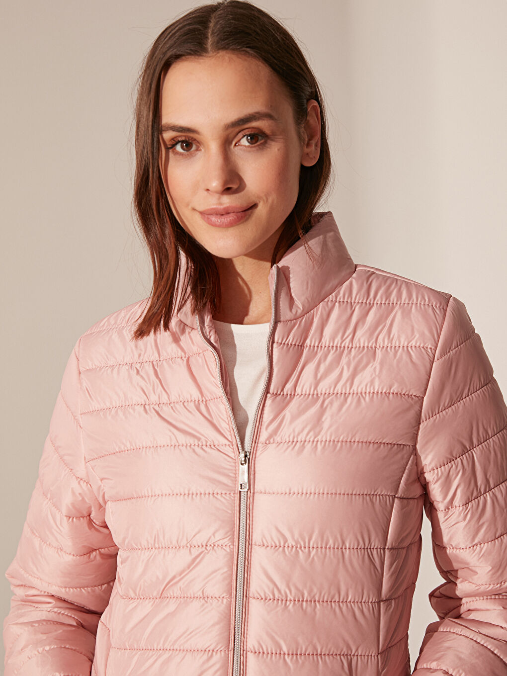 Pembe Uzun Kollu Kadın Dik Yaka Şişme Mont-4