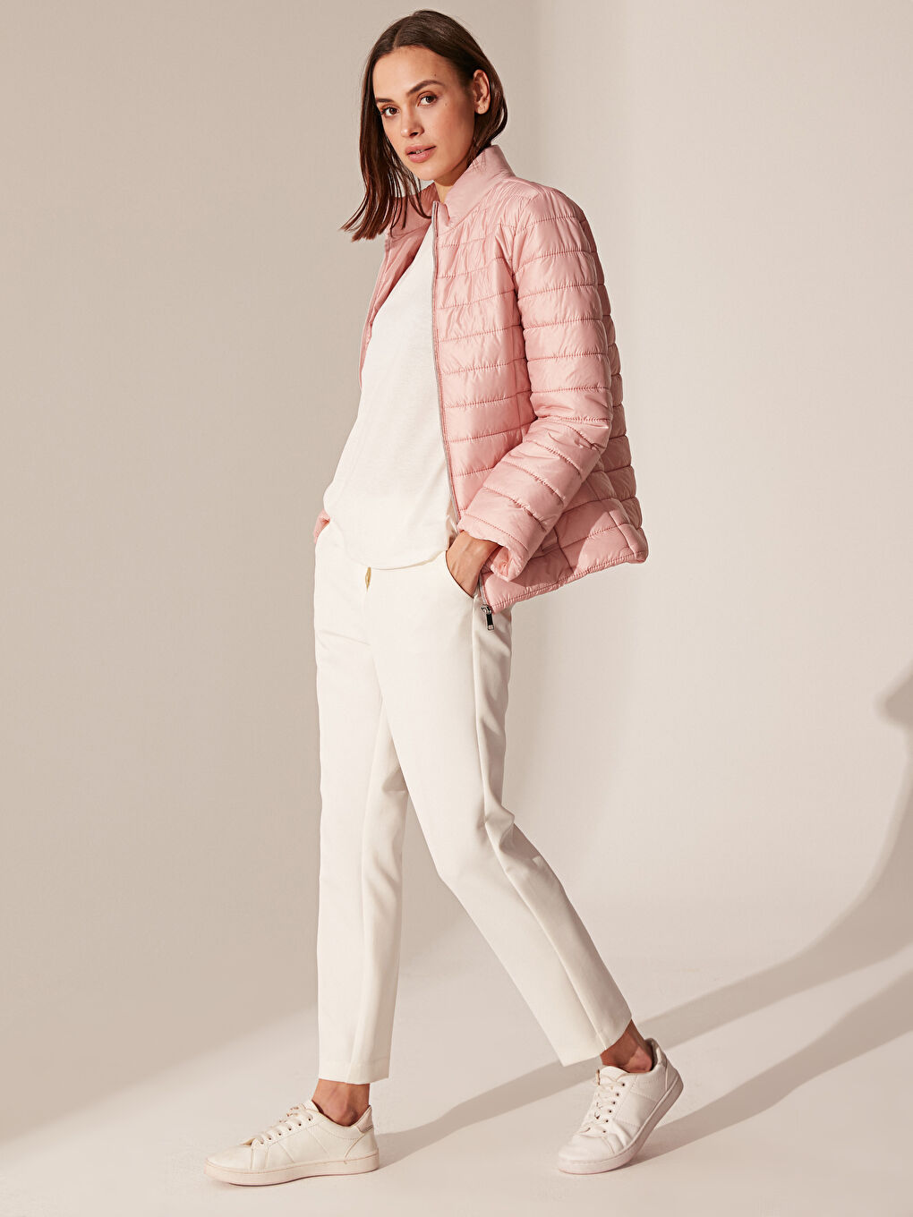 Pembe Uzun Kollu Kadın Dik Yaka Şişme Mont-5