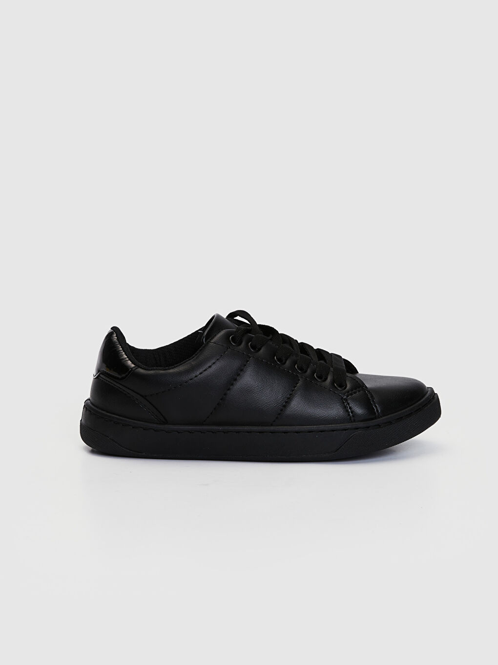 Кроссовки Женские На Шнуровке